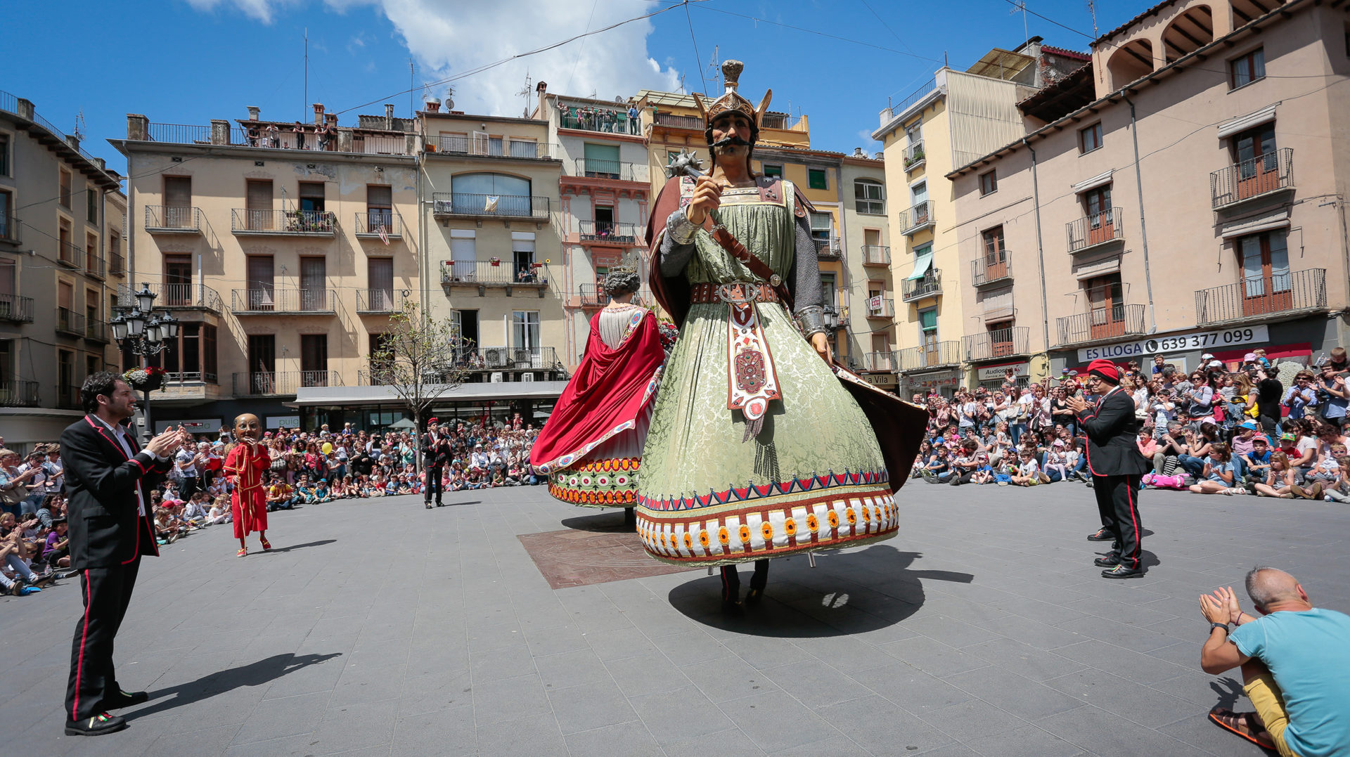 Ball dels gegants i Sardana de Corpus