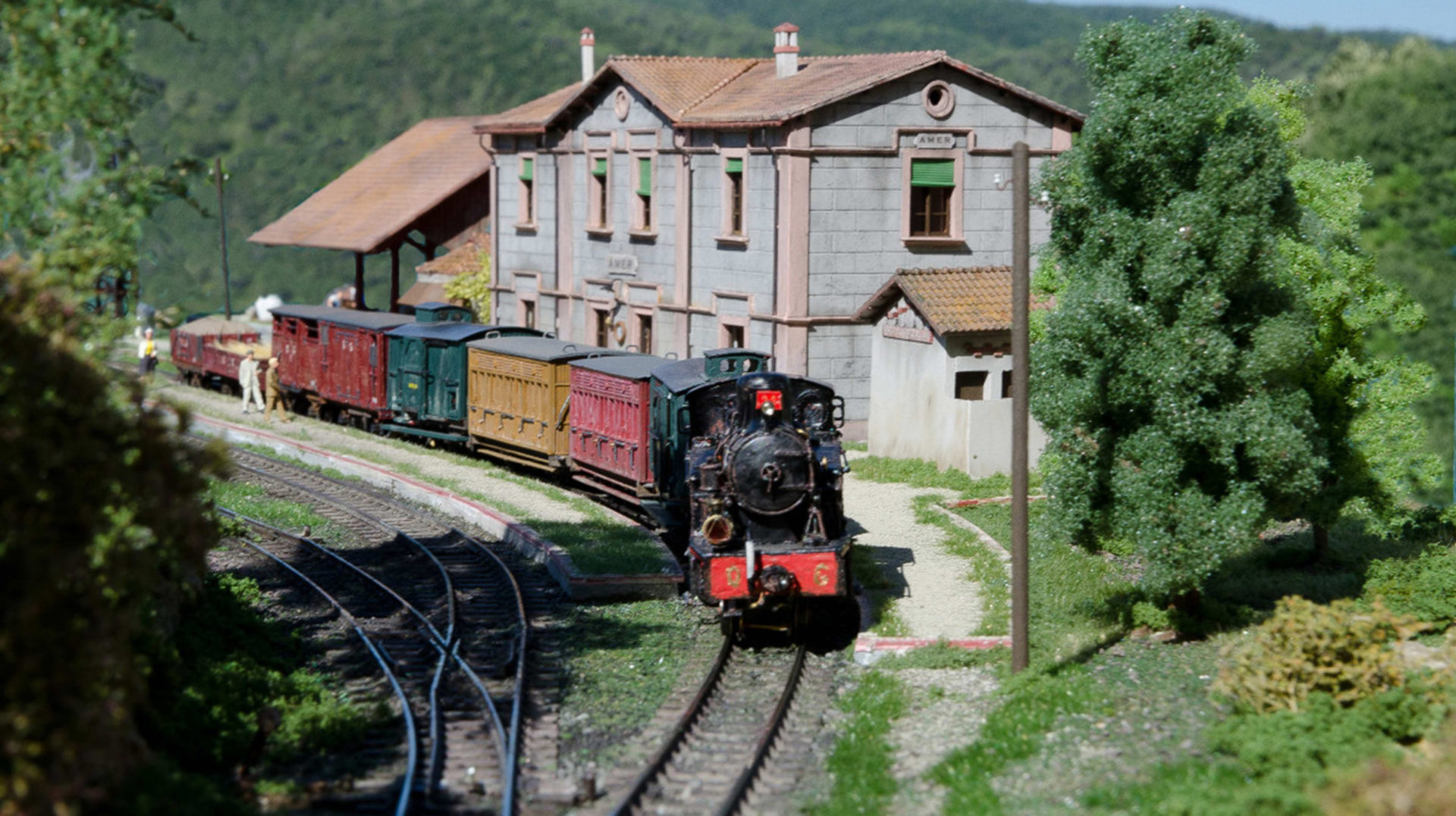 Portes obertes al local dels Amics del Tren d’Olot