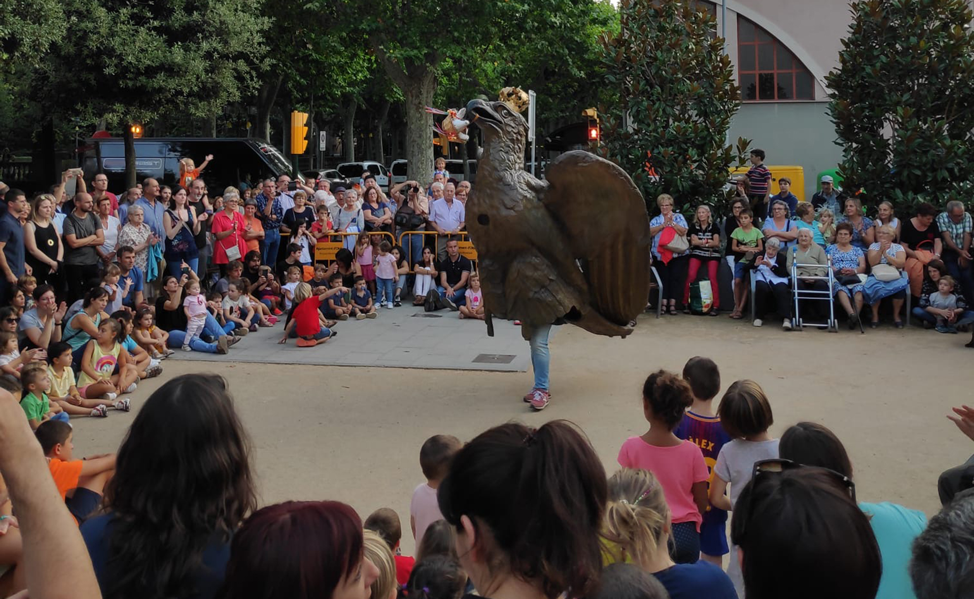 Campanya per trobar balladors per la faràndula dels barris d’Olot