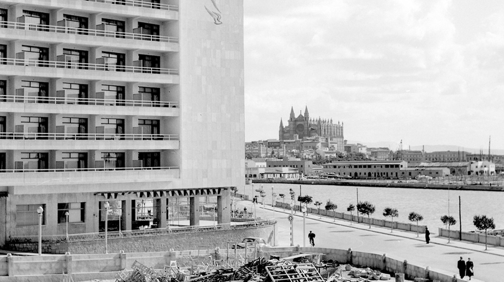 María Sebastián: Arquitectura i turisme a les Illes Balears. Projectes, obres, fotografies