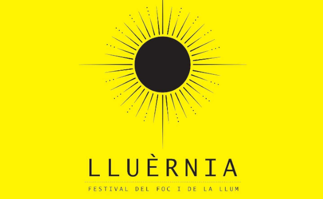 Lluèrnia, el Festival del Foc i de la Llum d’Olot