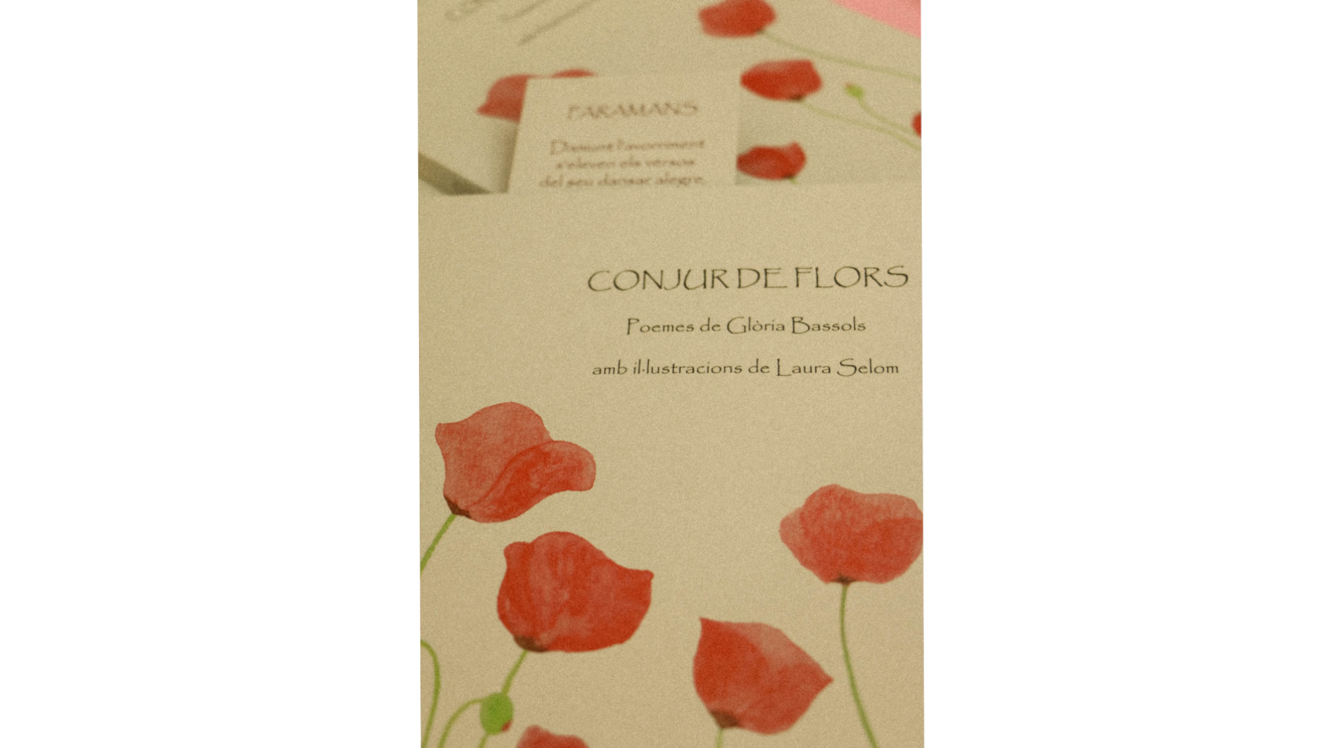 Recital de poesia del llibre “Conjur de flors”, de Glòria Bassols