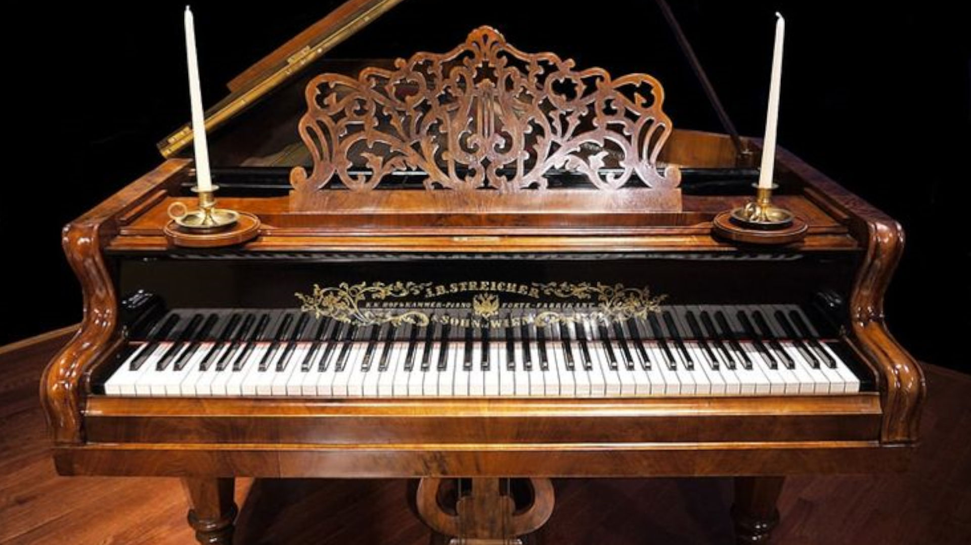 “Història del piano. Un viatge sonor i visual”